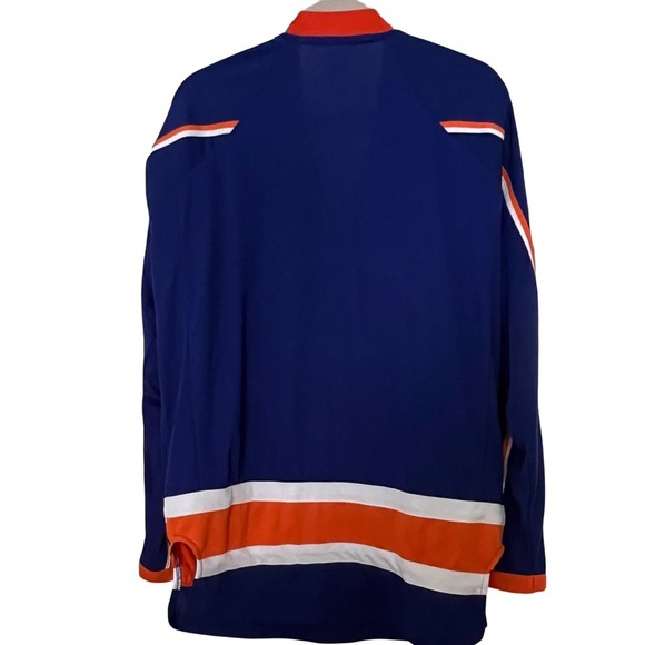 NHL New York Islanders Hockey Team Logo Long Sleeve Youth Jersey - NWT Size S - Picture 9 of 12